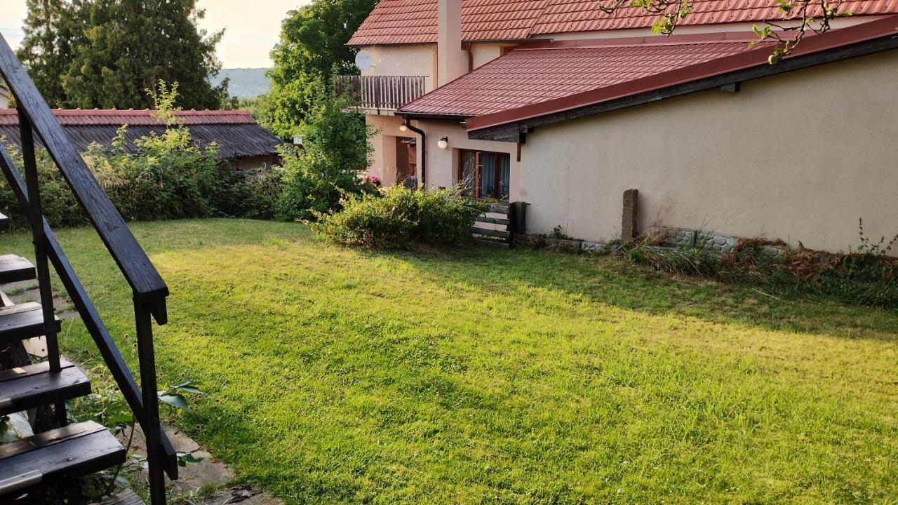 Ferienwohnung Prague Zbraslav Old Garden Exterior foto